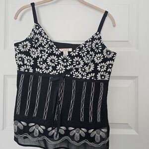 Daisy Embroidered Black and White Camisole